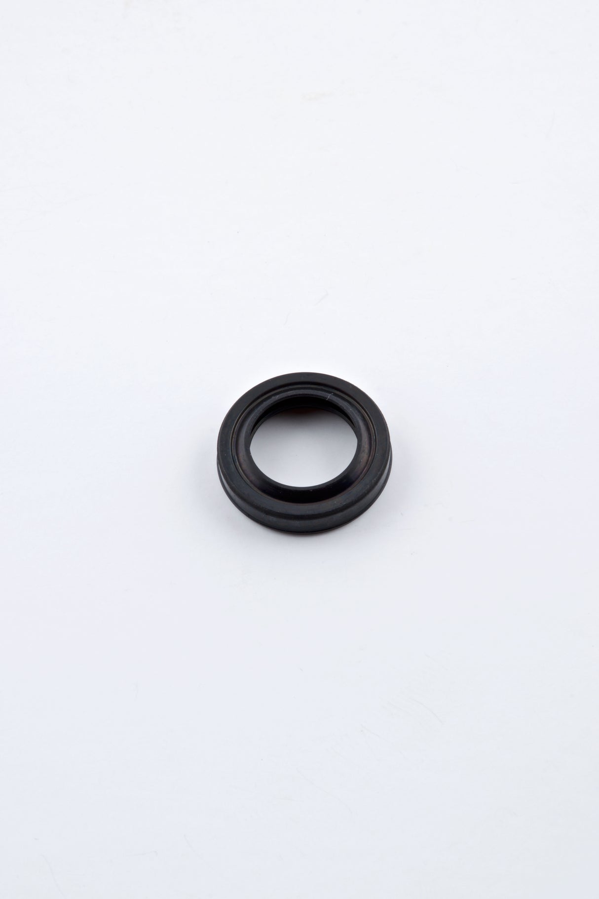 Yamaha 6E5-43822-00-00 - Seal,trim dust