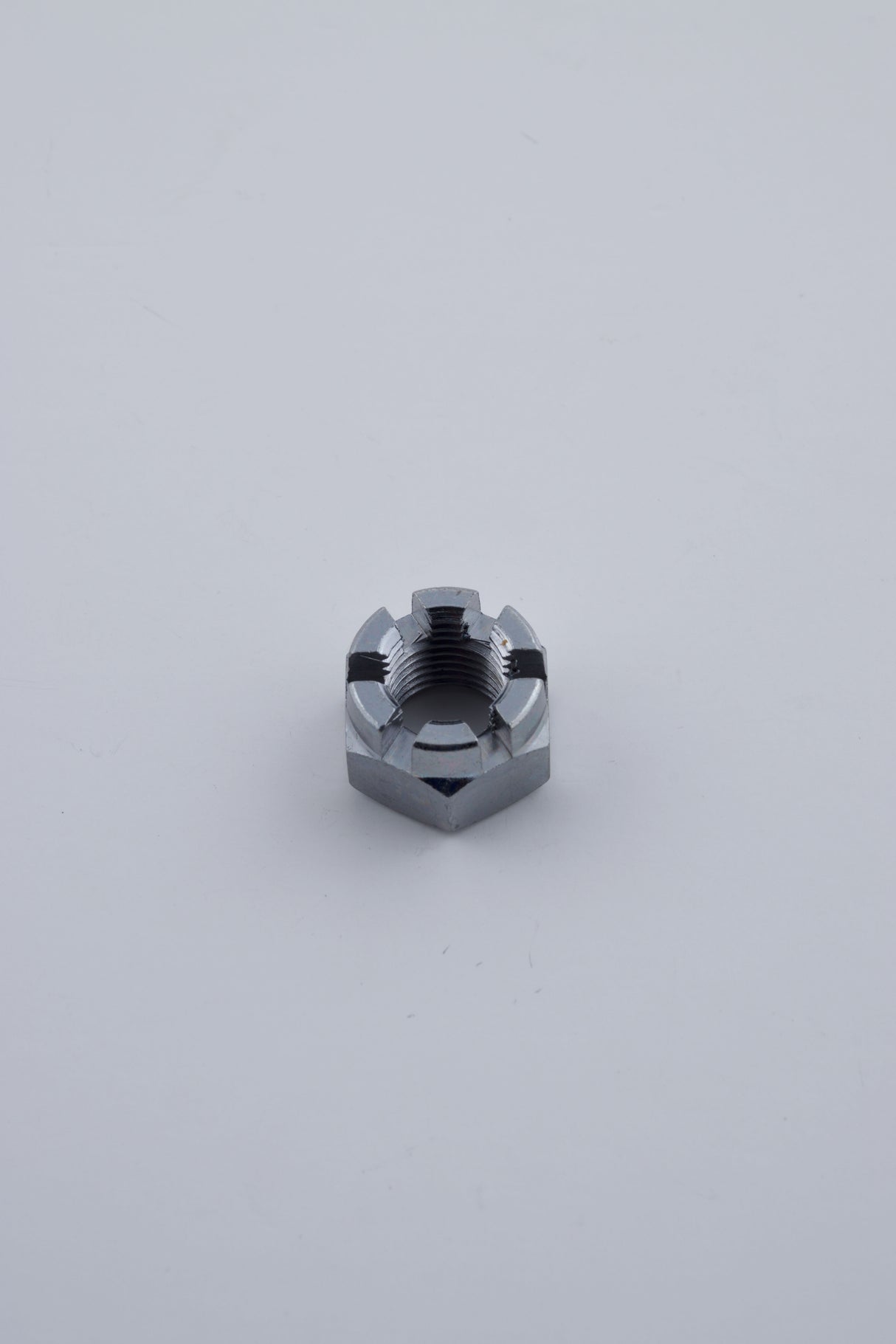 Yamaha 90171-14056-00 - Nut,castle(2uj)